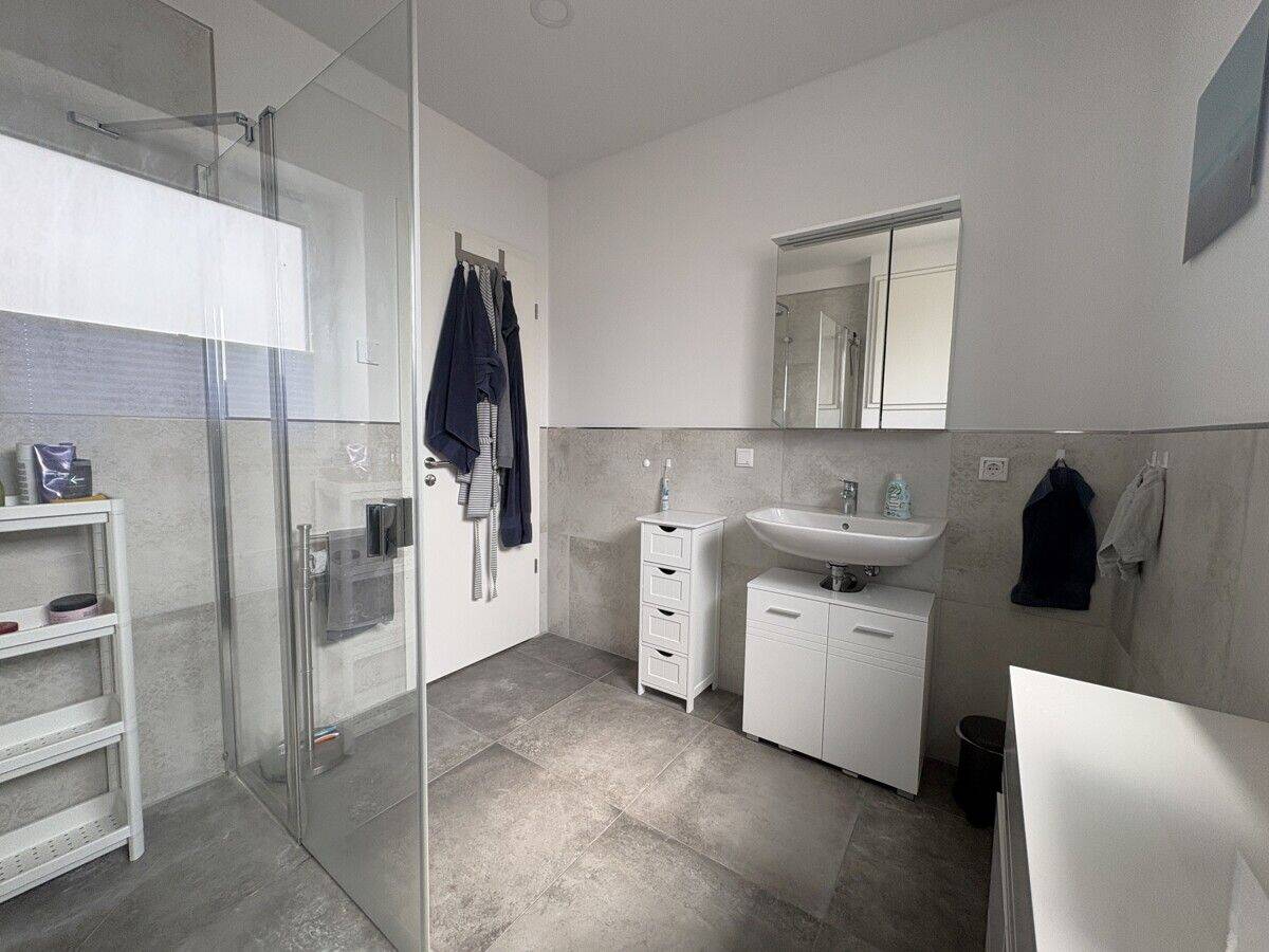 Bremerhaven - Schiffdorferdamm // 3-Zimmer-Mietwohnungen mit Balkon am Klinikum Reinkenheide – Bremerhaven – Vorschaubild 4