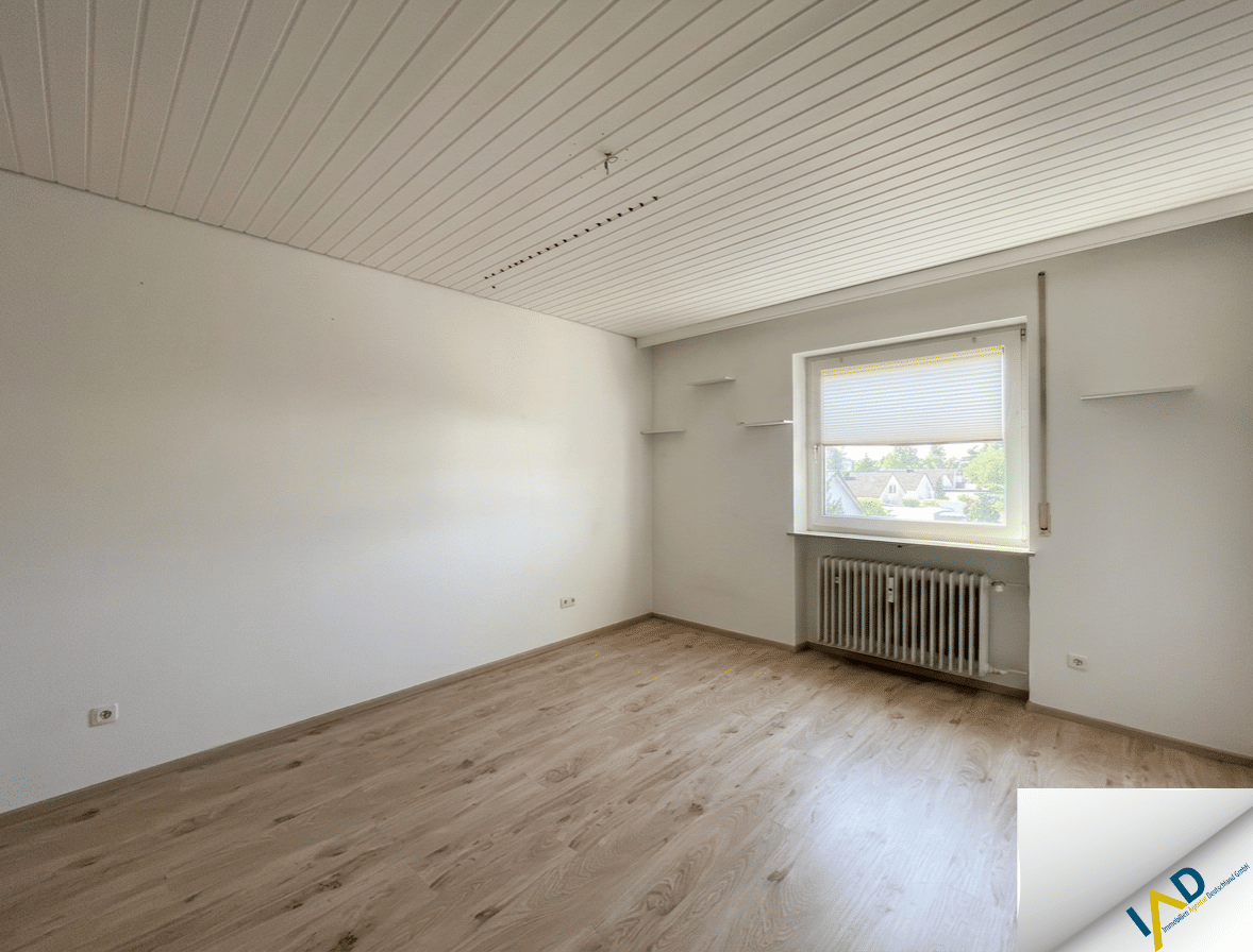 Charmante 3,5-Zimmer-Wohnung mit Garage + Außenstellplatz - sofort bezugsfrei! – Ingolstadt – Vorschaubild 6