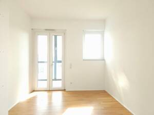 Penthouse-Highlight ohne Kompromisse: 4-Zi, EBK, Dachterrasse und Wintergarten! – 65197 Wiesbaden – Vorschaubild 3