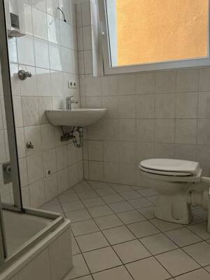 Charmante 2-Raum-Wohnung mit Balkon und Tageslichtbad! – 45139 Essen – Vorschaubild 5