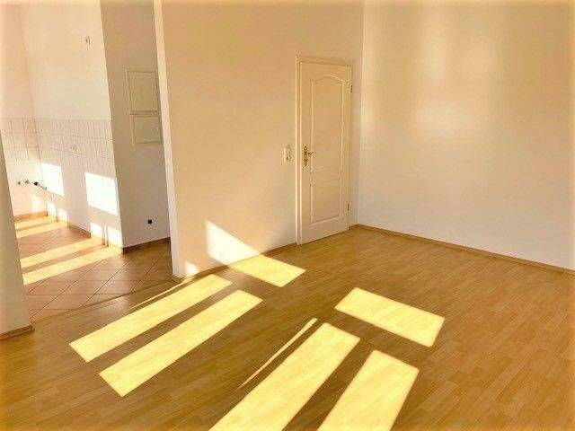 Wohnen in Alte Neustadt, 3-Raum Wohnung mit Balkon zum Wohlfühlen. – Magdeburg – Vorschaubild 6