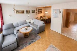 Nicht in Ulm, aber um Ulm herum: Schönes Reihenmittelhaus inmitten von Pfuhl – 89233 Neu-Ulm – Vorschaubild 2