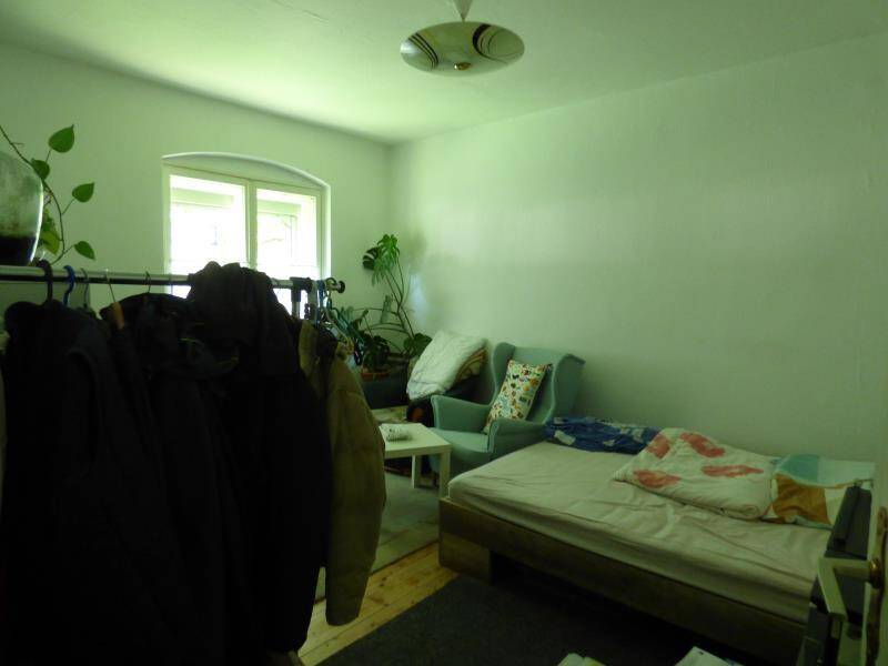 "Kapitalanleger aufgepasst", - Kleine, vermietete Single-Wohnung unweit dem Tegeler See *Laminat/abgez. Dielen*Tageslichtbad* – Berlin – Vorschaubild 2