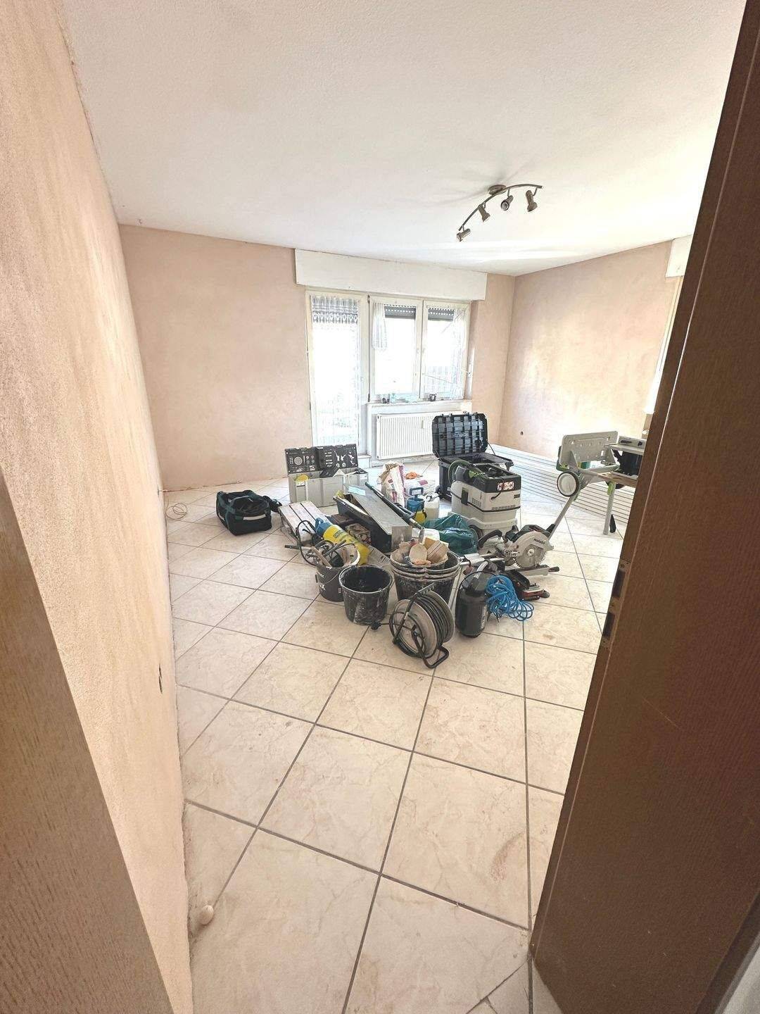 Großzügige 6-Zimmer-Wohnung mit Einbauküche und zwei Balkonen in Trier-Biewer – Trier – Vorschaubild 5
