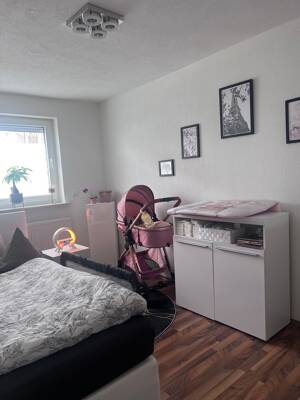 Traumhafte 4-Zimmerwohnung mit großer Sonnenterrasse im Grünen – 72663 Großbettlingen – Vorschaubild 9