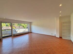 Volksdorf: großes Apartment mit Balkon u. Weitblick - U-Bahn fußläufig