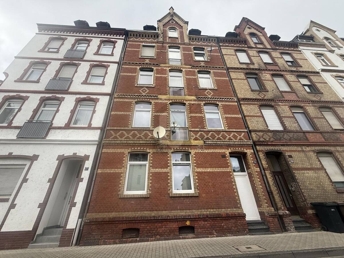 ATTRAKTIVES INVESTMENT MIT POTENTIAL- ZENTRALE LAGE – 56070 Koblenz – Bild 1 von 1