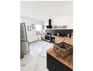 Energetisch modernisiertes Dreifamilienhaus || Maximale Flexibilität – 40591 Düsseldorf – Vorschaubild 3