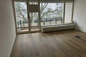 Helle und Moderne 2-Zimmer-Wohnung mit Balkon in Mönchengladbach Stadtmitte – Mönchengladbach – Vorschaubild 2