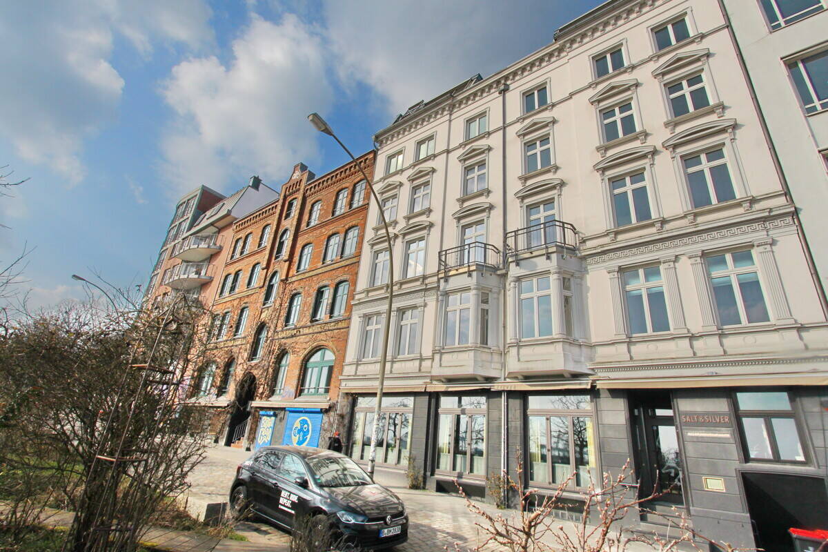 Altbauflair, modernes Design und Elbblick - Wohnen auf St. Pauli – Hamburg – Vorschaubild 3