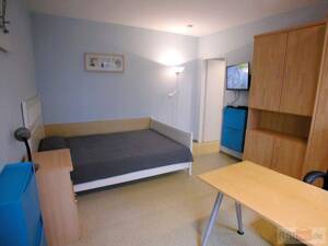 FLATmix.de / Ruhiges,komplett,möbliertes Apartment mit separaten Eingang