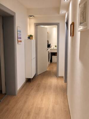 Kapitalanlage mit sofortigen Mieteinnahmen - Voll vermietete WG-Wohnung in Toplage – 79098 Freiburg im Breisgau – Vorschaubild 5