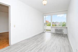 Helle Zweizimmerwohnung mit Sonnenbalkon nahe Sana Klinik! – 23562 Lübeck – Vorschaubild 6