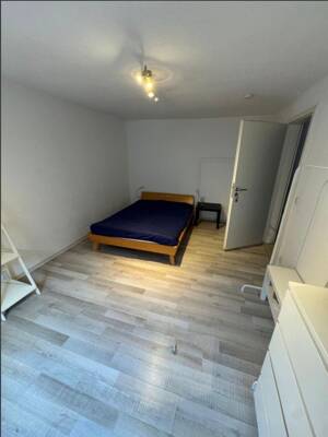Helles 20 m2 WG Zimmer IN 4ER WG im – 70597 Stuttgart – Vorschaubild 2