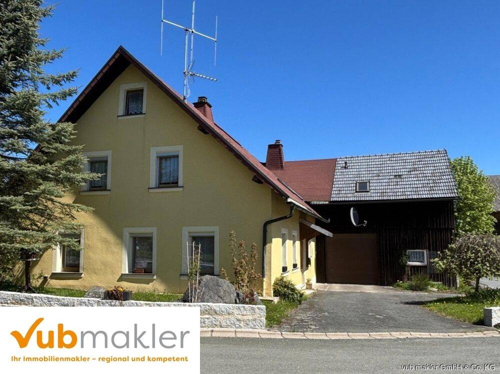 Viel Platz, starke Substanz und naturnahes Wohnen - Einfamilienhaus in Triebenreuth