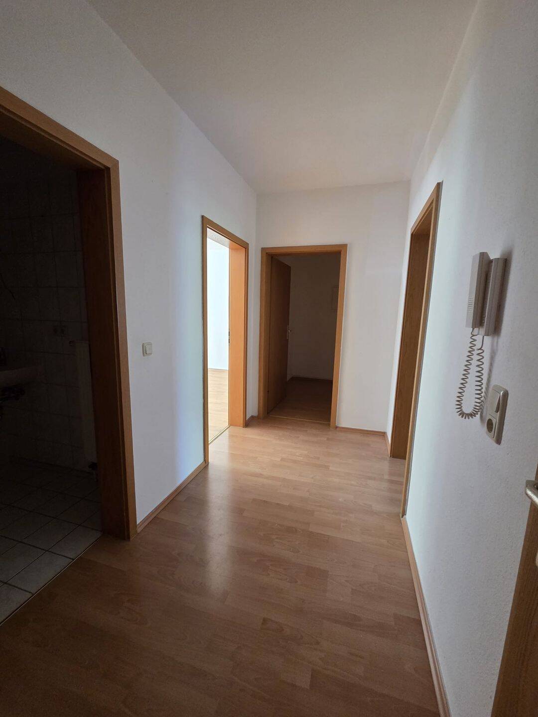 helle 2 Zimmer Wohnung mit EBK – Leipzig – Vorschaubild 2