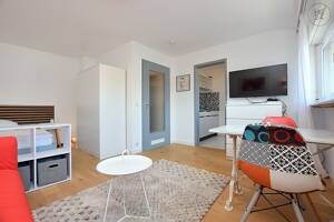 Modern möbliertes Apartment mit Stellplatz in Stuttgart Degerloch – 70597 Stuttgart – Vorschaubild 6