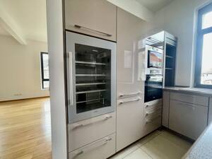 Exklusives Wohnen mit Aufzug, Sauna und Stellplatz - außergewöhnlicher Komfort in Stuttgart-West – 70176 Stuttgart – Vorschaubild 4