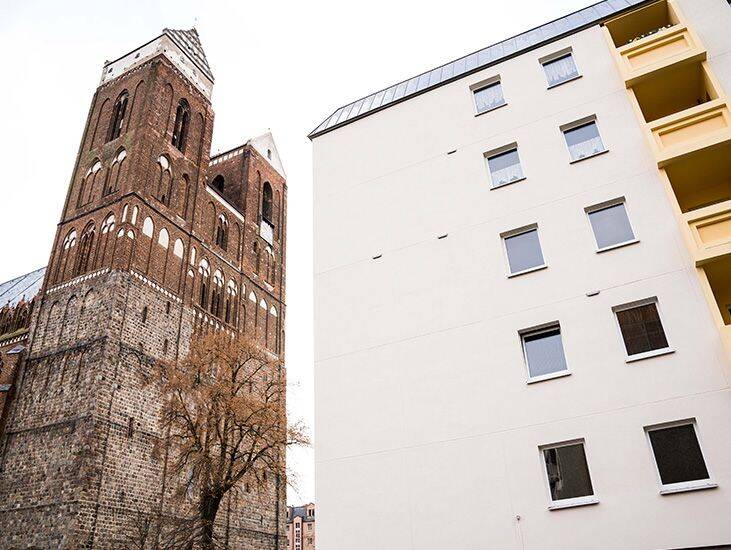 Sanierte 1-Raum-Wohnung mit Dusche.