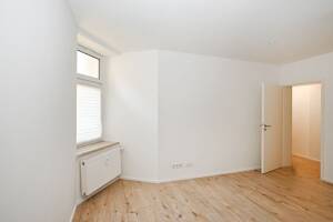 Denkmalschutz trifft moderne Wohnung: Sanierte 2-Zimmerwohnung mit neuer Einbauküche – 39104 Magdeburg – Vorschaubild 5