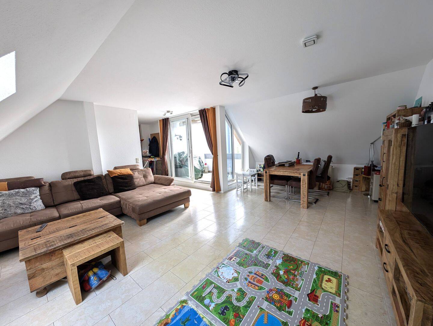 NIBELUNGEN-JUWEL: 33M² WOHNZIMMER, KLIMA-OPTION & QUERLÜFTUNG – PROVISIONSFREI! – Nürnberg – Vorschaubild 3