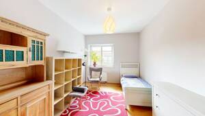 Wohnen im Denkmal: Stilvolle 4-Zimmer-Wohnung mit durchdachtem Grundriss! – 97074 Würzburg – Vorschaubild 3