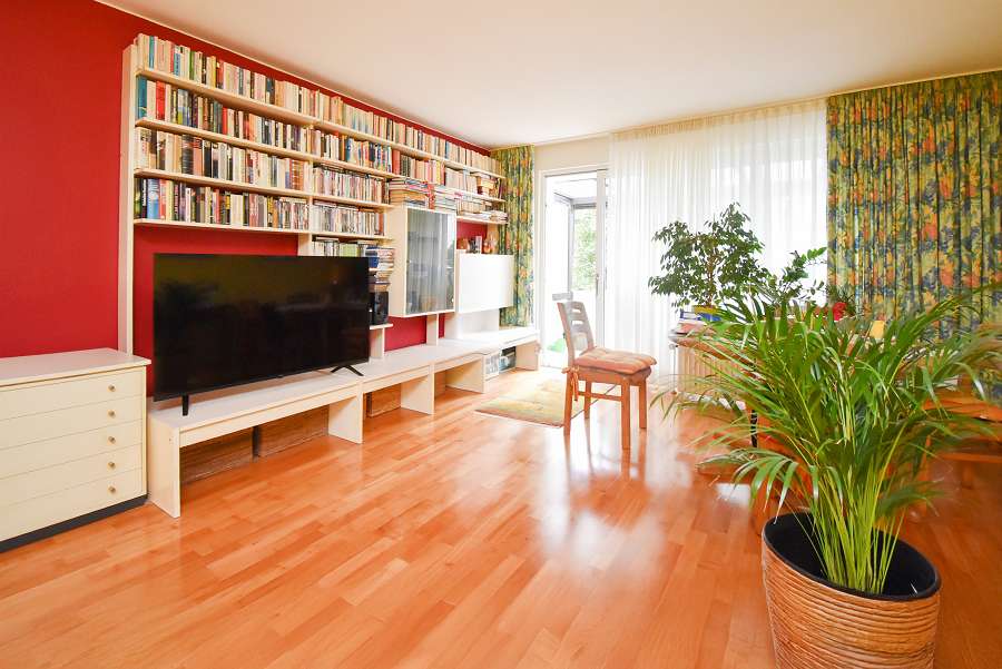 Hannover: Charmante 3-Zimmer-Eigentumswohnung mit Balkon! – Hannover – Vorschaubild 2