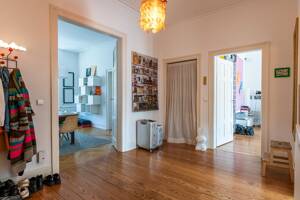 Großartige 4,5-Zimmer-Altbauwohnung mit Balkon am Feuersee – 70178 Stuttgart – Vorschaubild 3