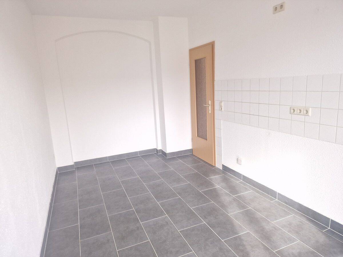 helle 1 Raum Wohnung mit Balkon zum Wohlfühlen – Chemnitz – Vorschaubild 4