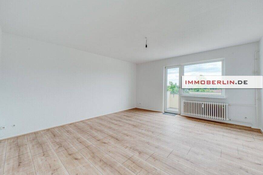 IMMOBERLIN.DE - Frisch renoviert & modernisiert! Schöne Wohnung mit Südbalkon – Berlin – Vorschaubild 2