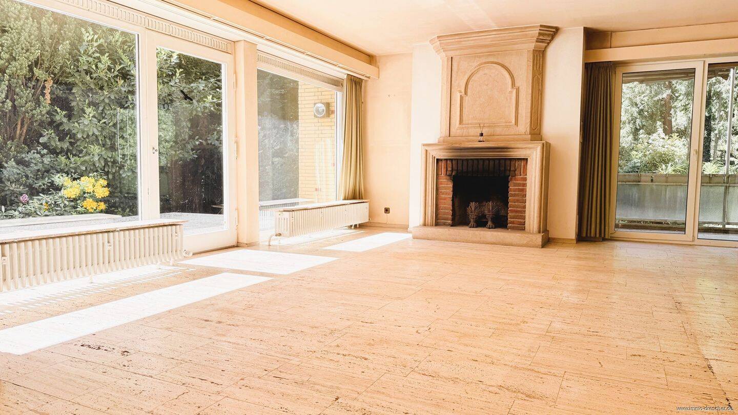 Einfamilienhaus mit Penthouse, Einliegerwohnung, Pool und großem Grundstück - Preis auf Anfrage – Saarbrücken – Vorschaubild 7