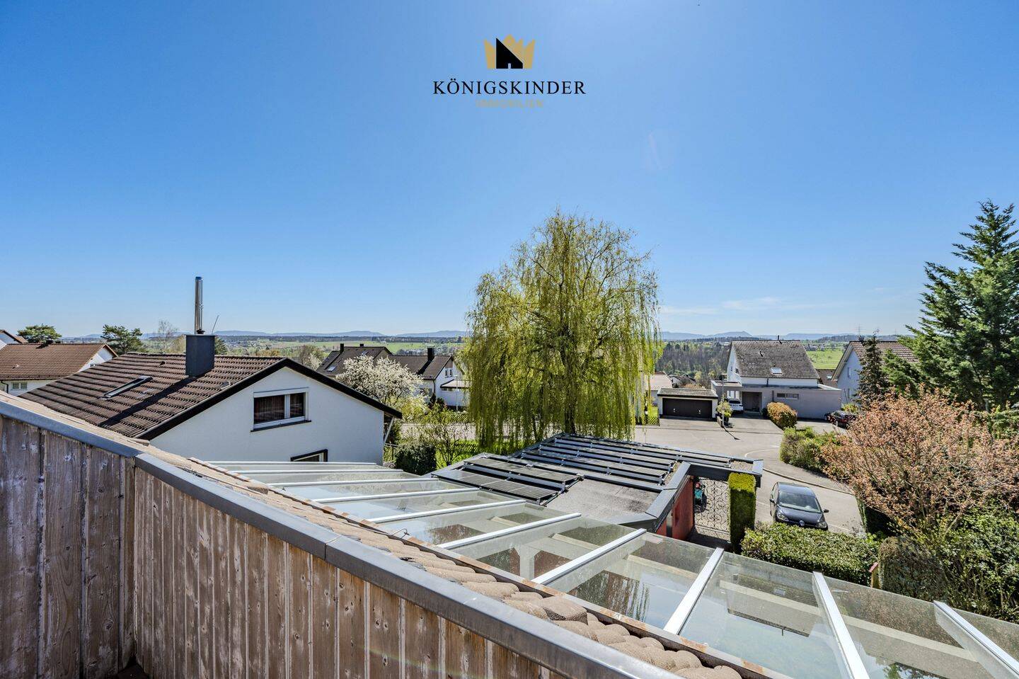 Wohnen mit Weitblick: Exklusives Mehrfamilienhaus mit 3 Einheiten, Wintergarten & Traumterrassen – Ebersbach an der Fils – Vorschaubild 9