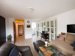 1,5-Zimmer-Penthouse mit Potenzial am Erich-Blumenfeld-Platz