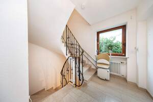 Großzügiges Wohnhaus mit Wintergarten und Garage in Aubing – 81245 München – Vorschaubild 4