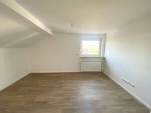 Moderne und sanierte Dachgeschoss-Wohnung in der Bremer Bahnhofsvorstadt! – 28195 Bremen – Vorschaubild 9