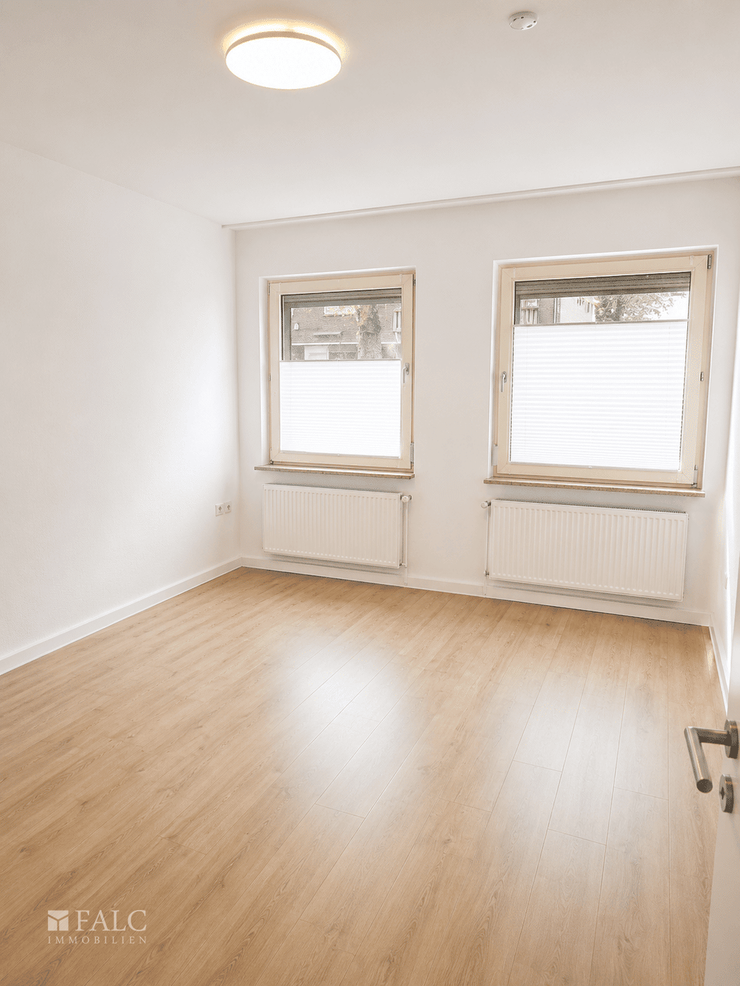 Charmante 2-Zimmer-Wohnung in gefragter Lage von Düsseldorf! – Düsseldorf – Vorschaubild 2