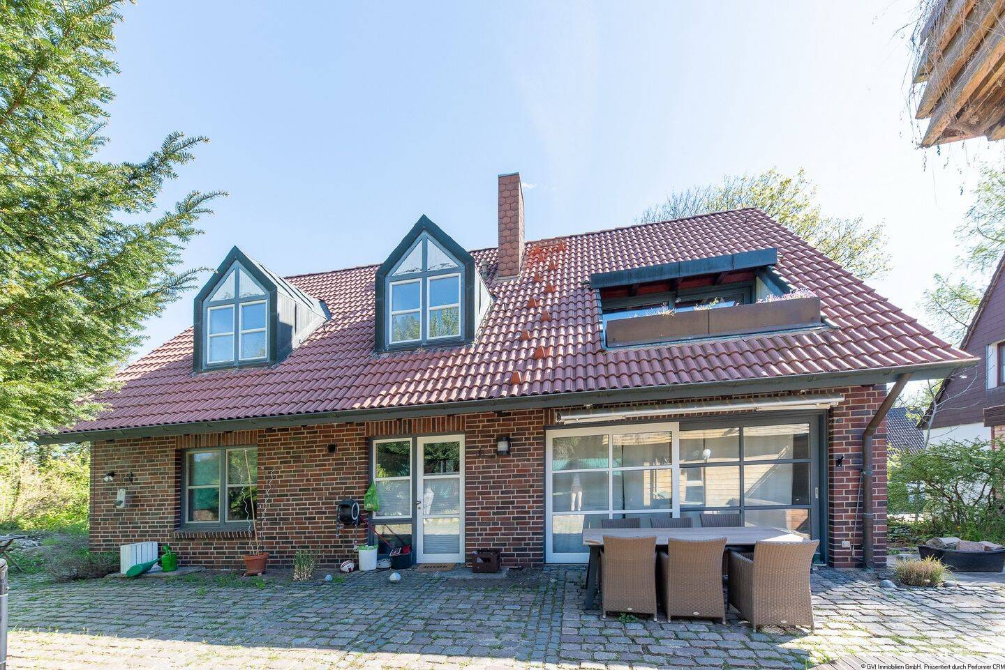 Schickes Haus mit drei Wohnungen in ruhiger Lage von Kronsburg – Kiel – Vorschaubild 2