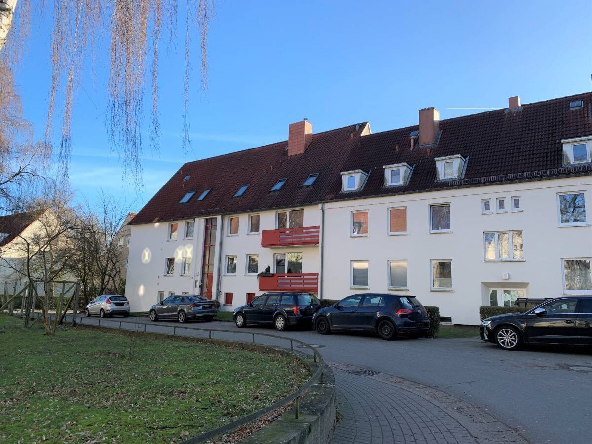 RENDITEOBJEKT!!! Mehrfamilienhaus mit 7 Wohneinheiten in 24837 Schleswig zu verkaufen. – Schleswig – Bild 1 von 2