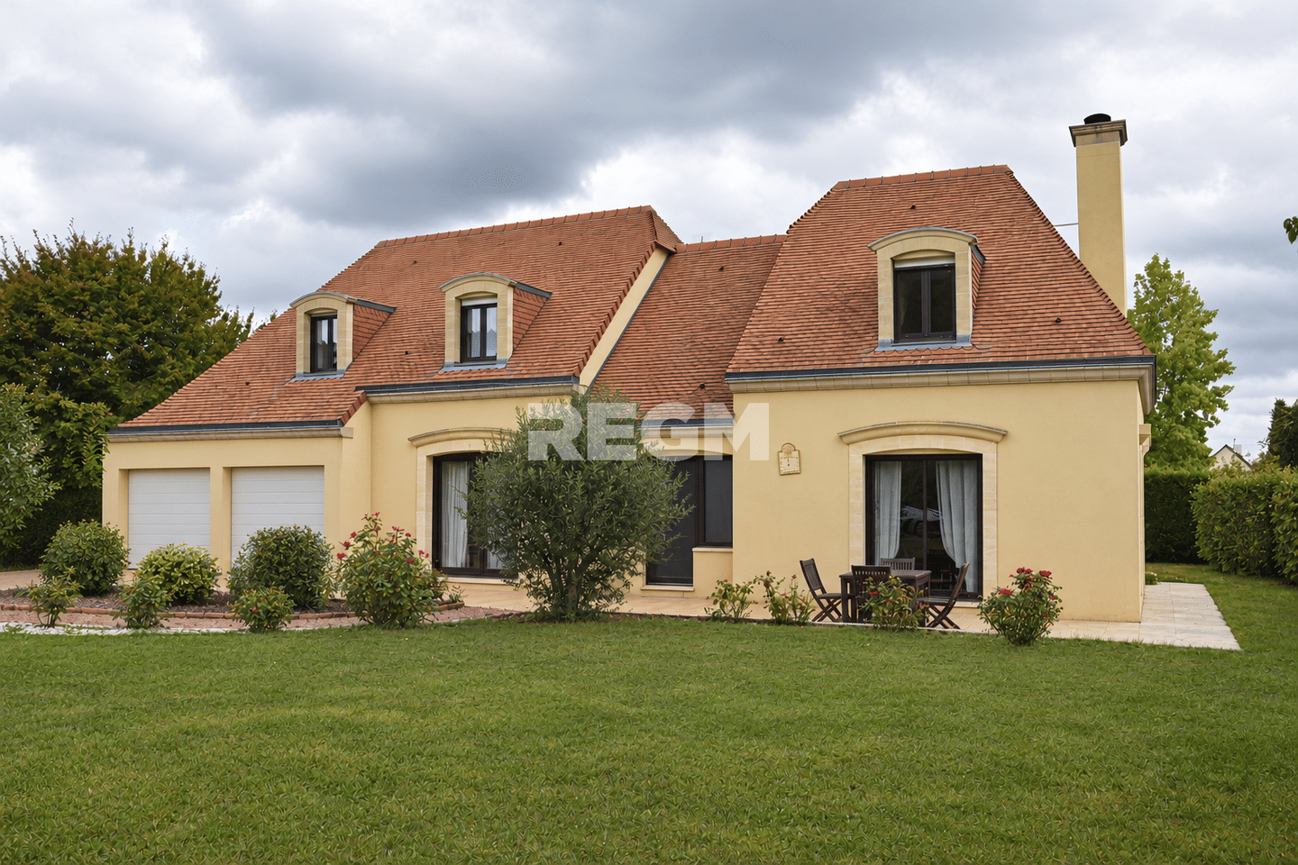 Maison 7 pièces 164 m² · à Éterville · 164 m² · 535 000 €