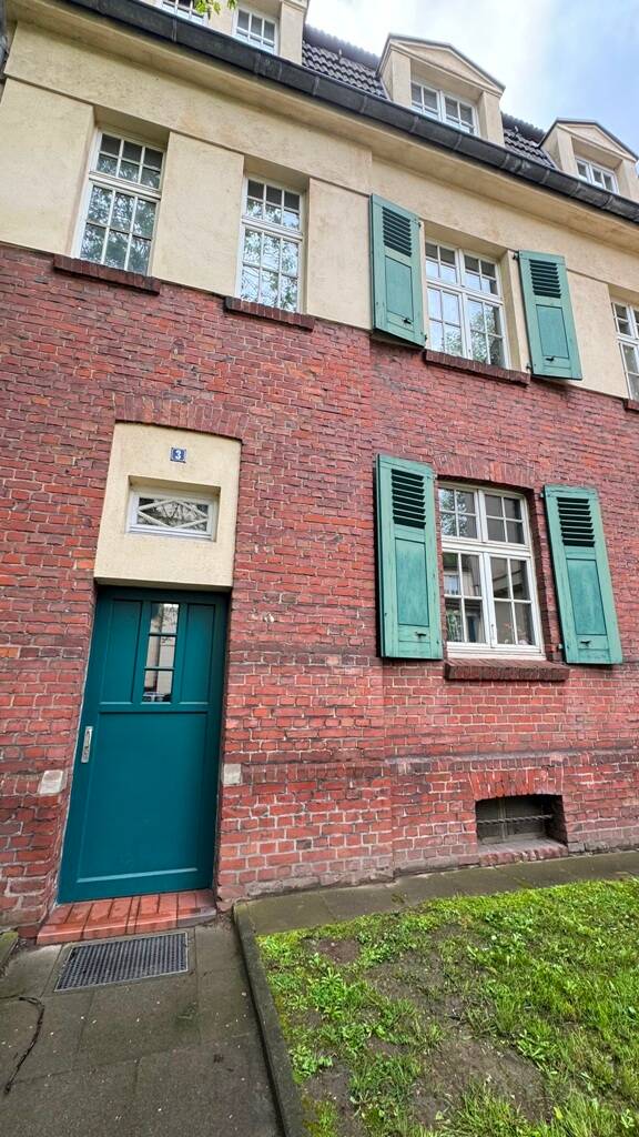 Frei ab 01.07. ! Top renovierte.2,5-Raum- WE im 1.OG mit Balkon ! ** PROVISIONSFREI ! ** – Duisburg – Vorschaubild 3