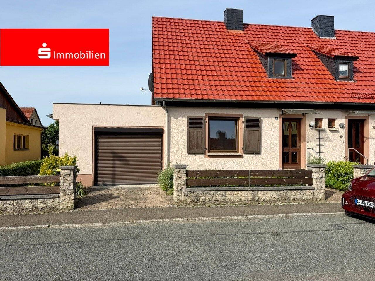 Ein Zuhause mit Geschichte - charmante Doppelhaushälfte mit Naturgarten in begehrter Lage von Weimar