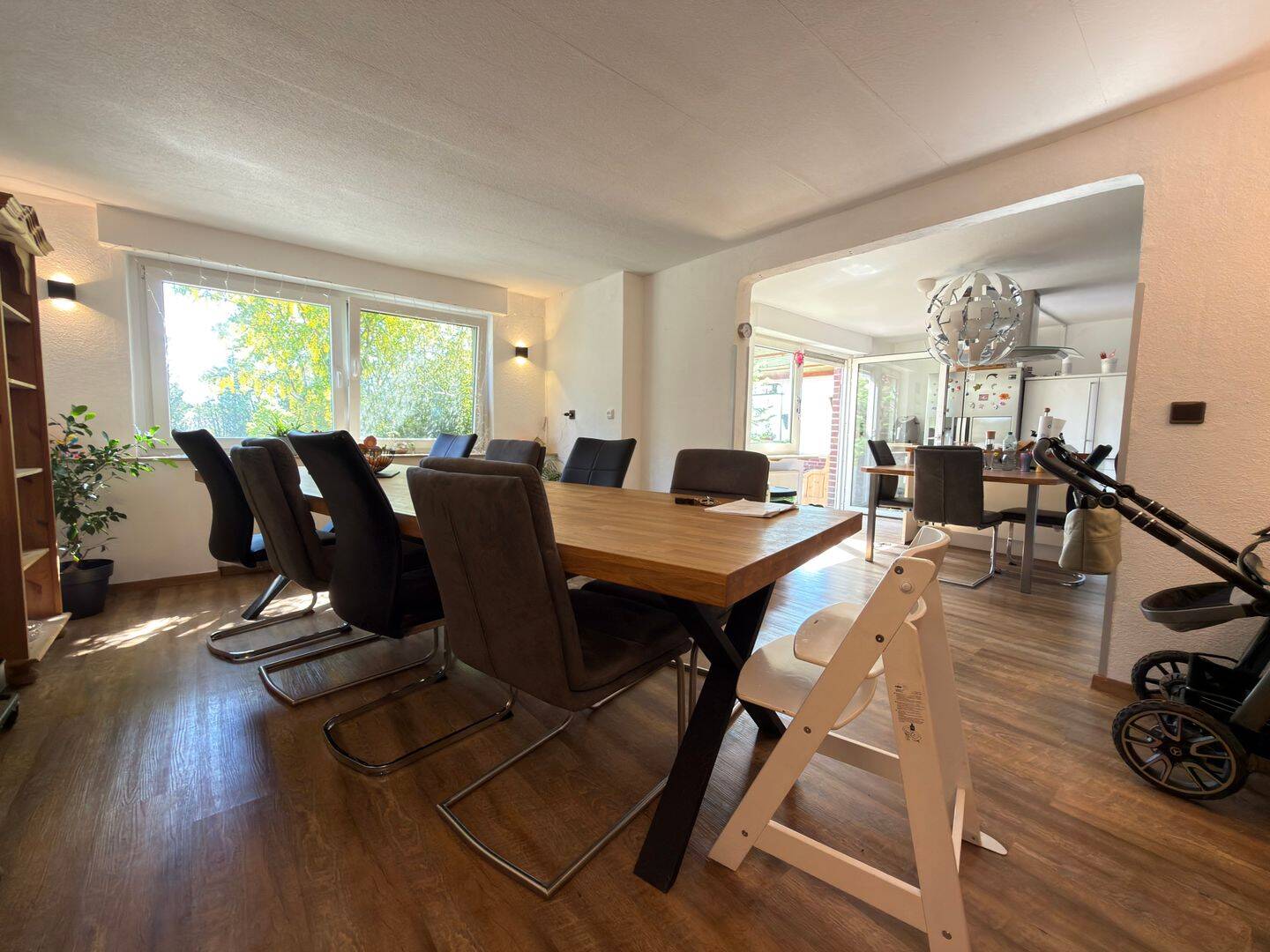 Einmaliges Zweifamilienhaus mit Nebengebäude, 2750m² Grundstück und 9 Zimmern – Hamm – Vorschaubild 6