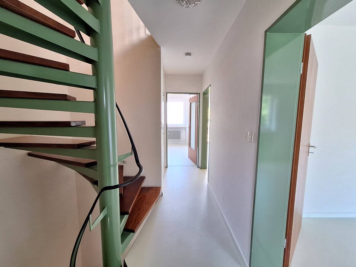 Perfekt für die Familie: Reihenmittelhaus in guter und ruhiger Lage mit Garten und Garage – Nürnberg – Vorschaubild 5