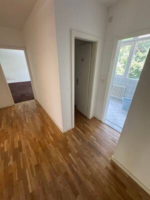 Top Wohnung in guter Lage für Studenten oder Monteure 120m² Hamburg Lokstedt – 22527 Hamburg – Vorschaubild 8