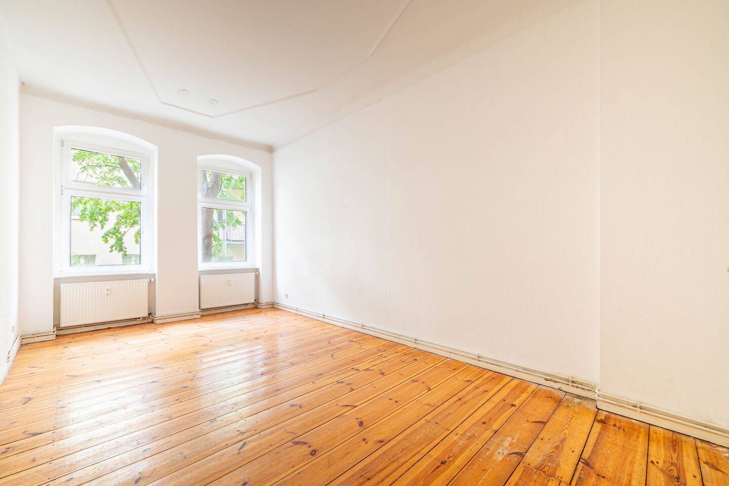 ?? Wohnen mit im Kiez - Charmante 2-Zi-Altbauwohnung mit sonnigem Balkon, Tageslichtbad & Dielen – Berlin – Vorschaubild 4