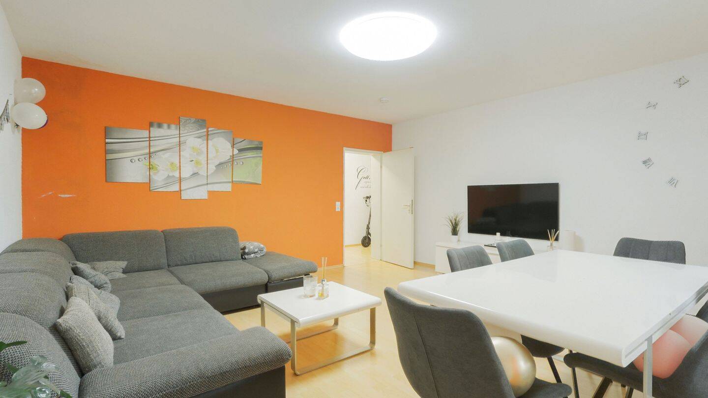 Helle 3-Zimmer-Wohnung ca. 75?m² mit Balkon & Garage inklusive Kaufpreises, 1. OG- Top-Preis! – Wiesbaden – Vorschaubild 2