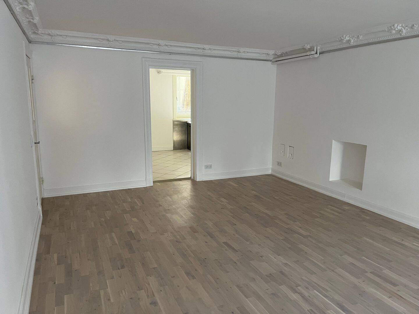 Souterrainwohnung mit Gartenblick – Hamburg – Vorschaubild 2