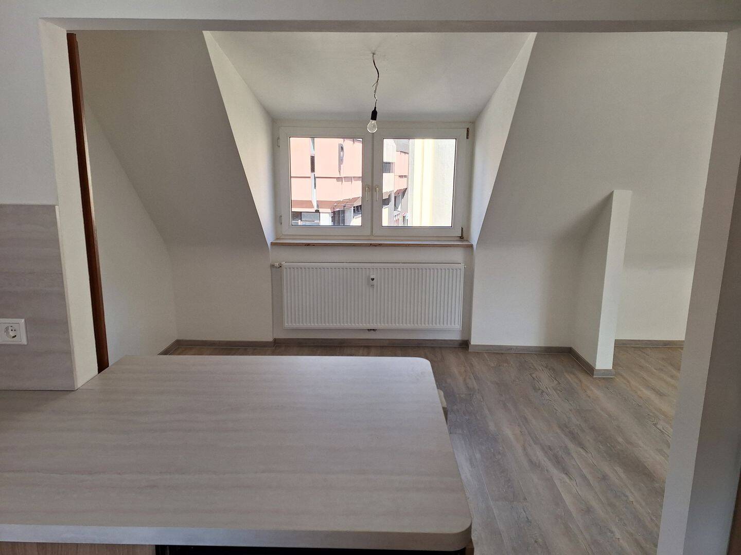 2-Zimmer-Dachwohnung, Erstbezug nach Renovierung in 90402 Nürnberg, Färberstraße – Nürnberg – Vorschaubild 8