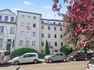 Vermietete 2-Zimmer-Eigentumswohnung mit Garage im Musikerviertel der Bonner Weststadt