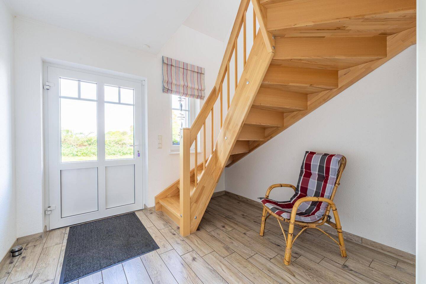 Einmalig - Architektenhaus in traumhafter Alleinlage mit zwei Wohneinheiten – Loose – Vorschaubild 9